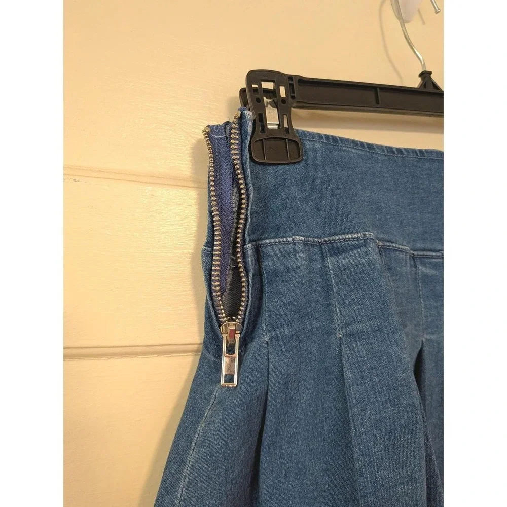 Sugar Thrillz It's‎ All Love Denim Skirt Pleated Lace Up Mini Blue Small